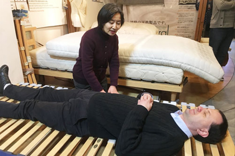 ベッド、マットレス試し寝体験愛媛、松山市，