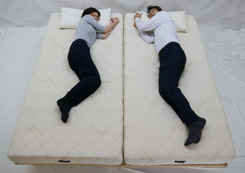 睡眠の質が上がる、寝つき良くなるウッドスプリングベッド、ツインベッド