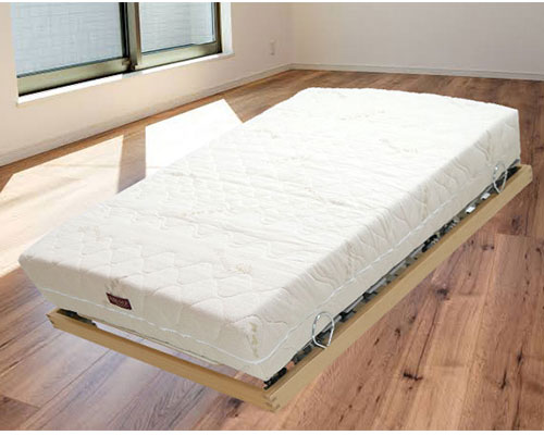 低いベッド、フローリング直置きベッド